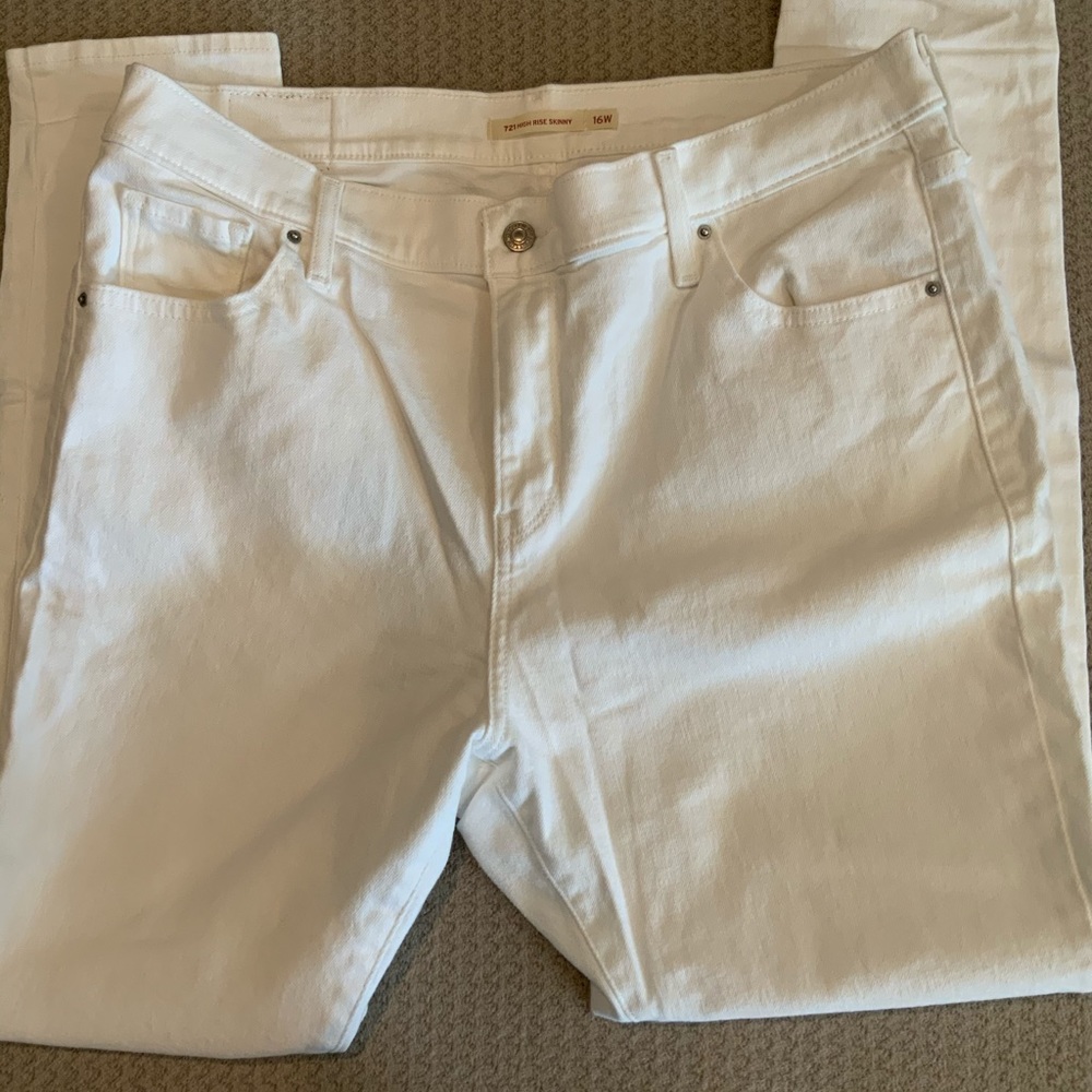 White Levi’s